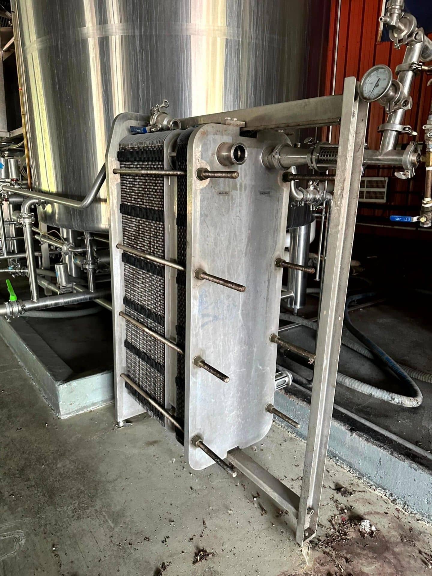 Alpha Brewing Operations 30 Barrel 2 Vessel Brew System, Grist Case and Oversized Heat Exchanger, 2015 - Image 17