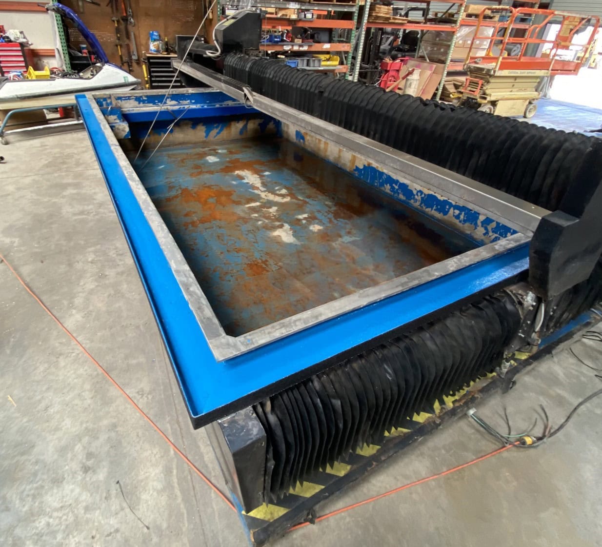 5' x 10' Calypso Hammerhead III Waterjet, 2005 - Image 2