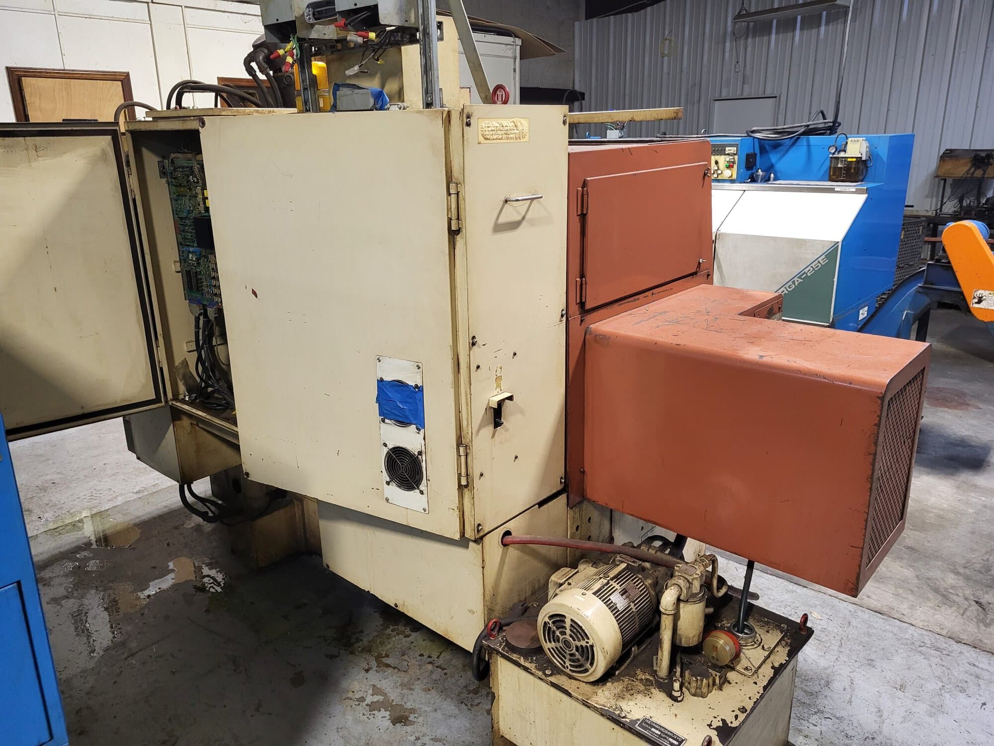 Okuma NC-4PS CNC Lathe, 1981 - Fanuc Control, 12 Position Turret - Image 9