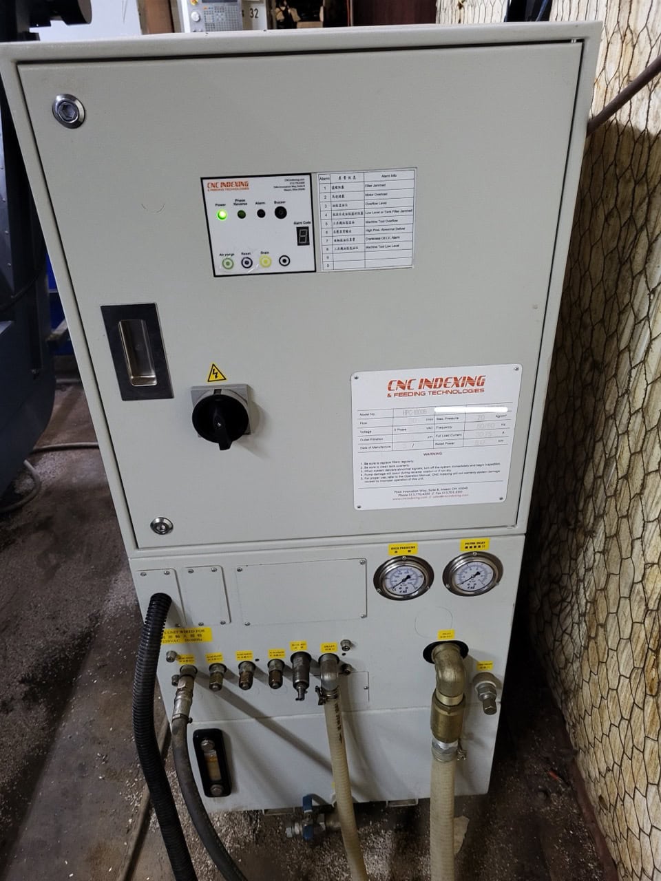 JOHNFORD SV-40 VMC, 2020 - With 4th/5th axis, Chip Conveyor - Image 23