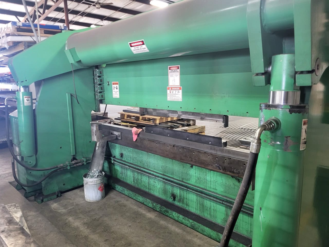 250 ton x 12' Accurpress 725012, 1999 - Image 7