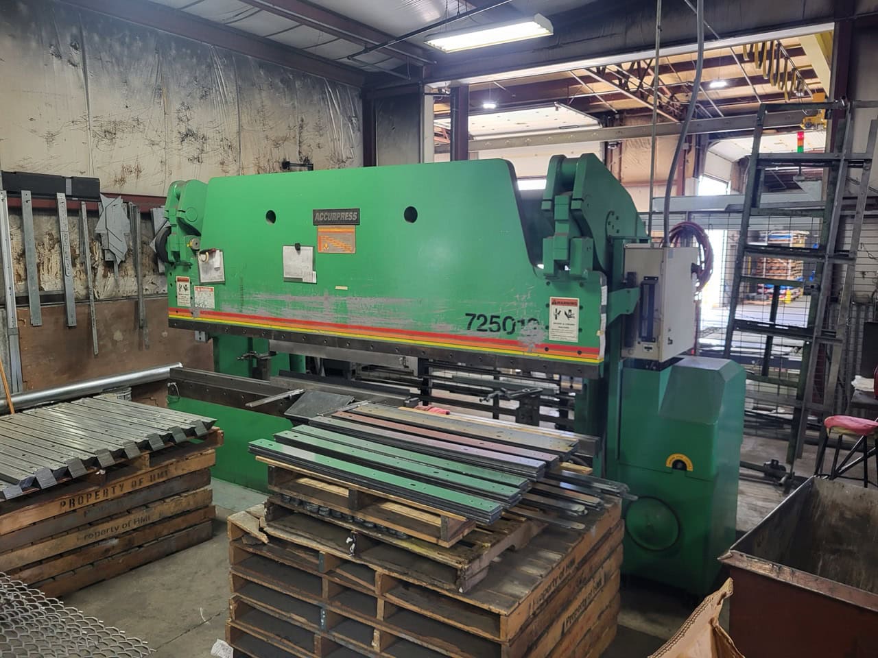 250 ton x 12' Accurpress 725012, 1999 - Image 13