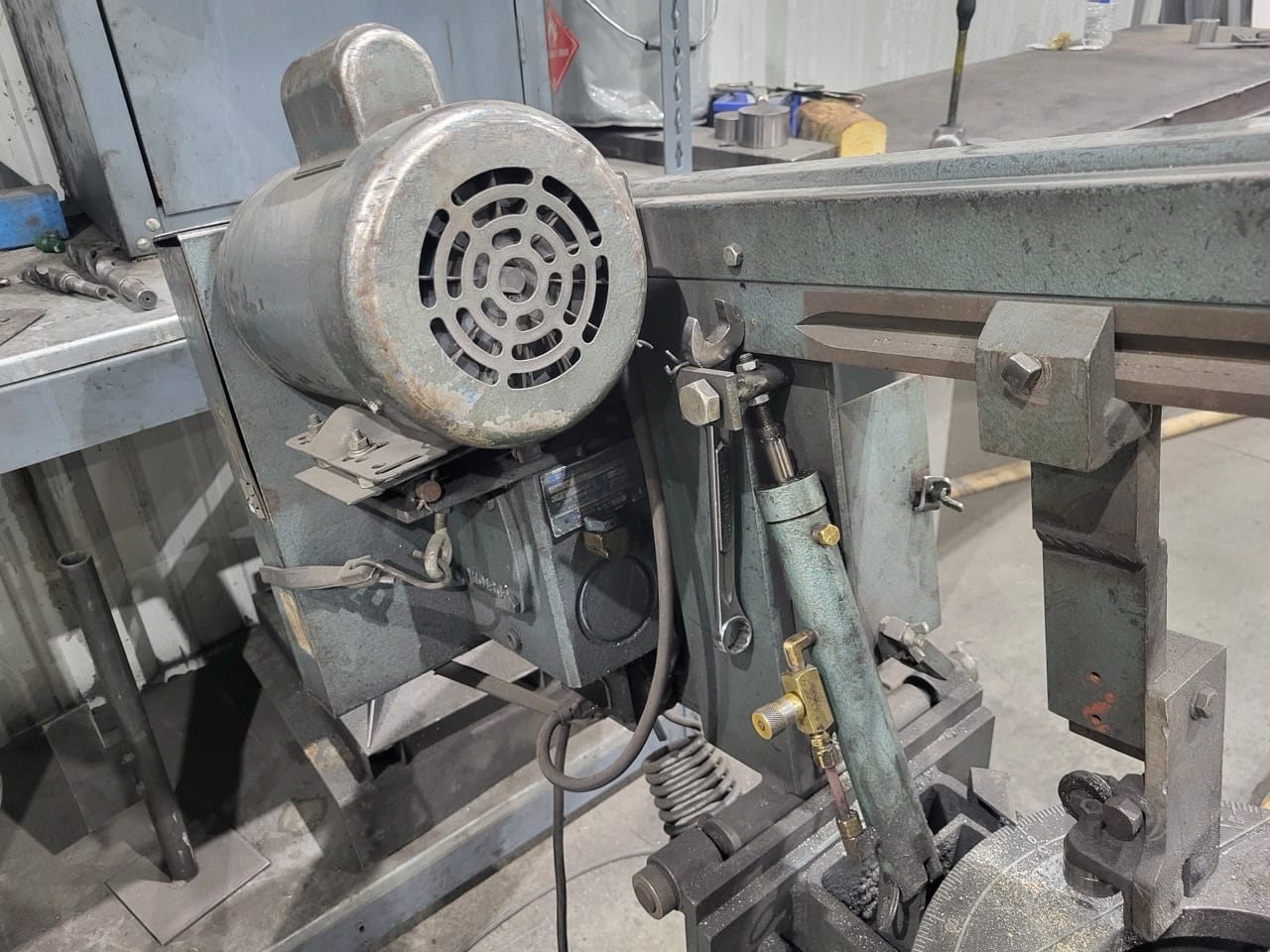 10" Ellis 1800 Mitre Horizontal Bandsaw - Image 4