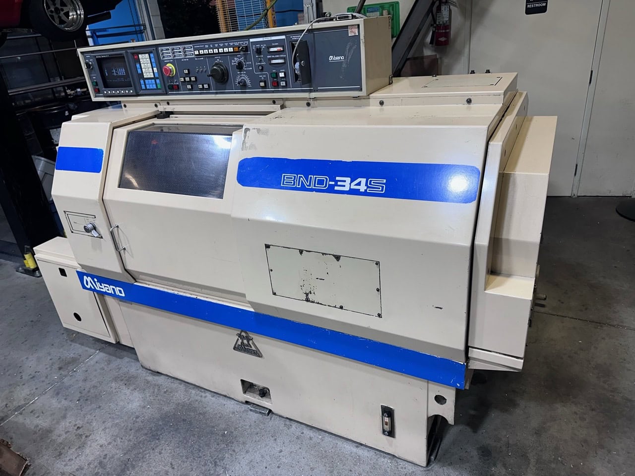 Miyano BND-34S CNC Lathe, 1993 - Twin Spindle, TSC, Parts Catcher, Live Tooling, Tooling - Image 3