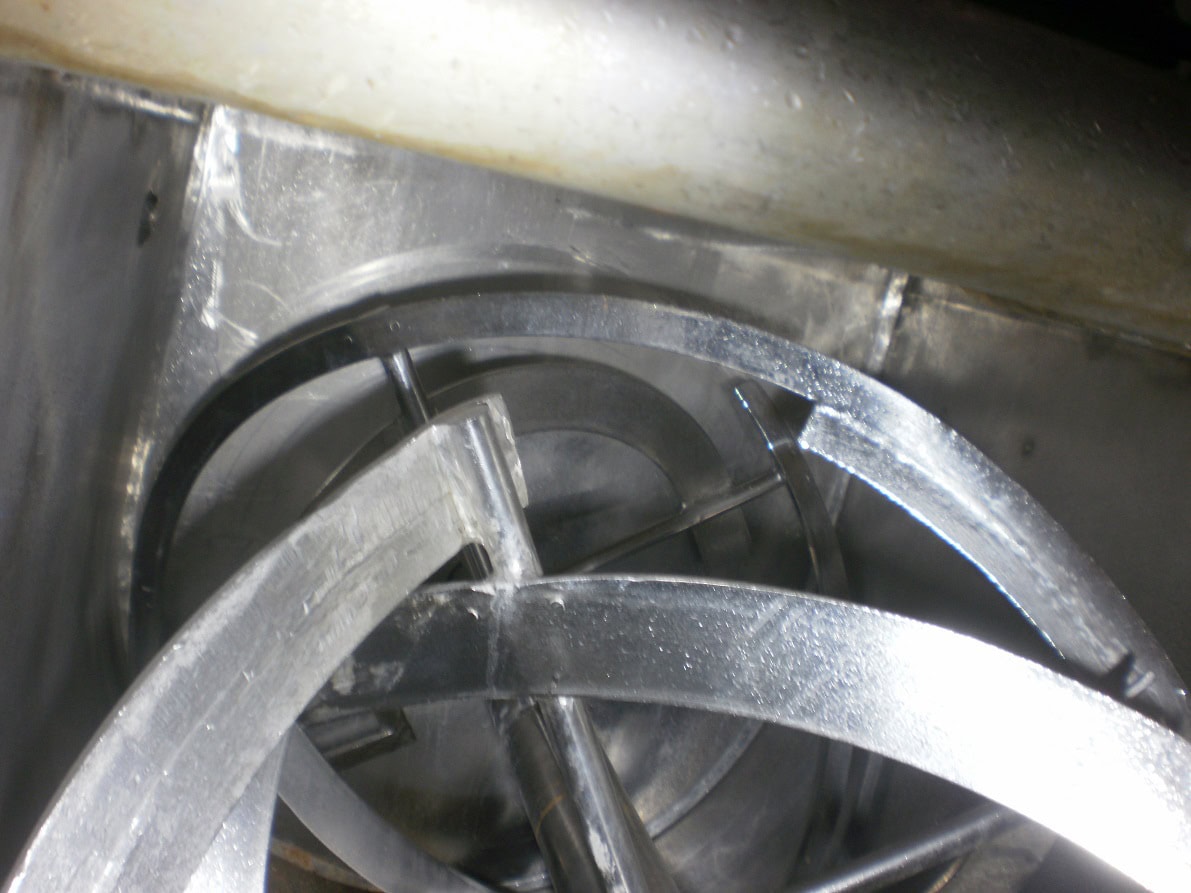 35 Cubic foot Stainless Steel Double Ribbon Blender- 3/8" thick Ribbons, 260 gallon Tank - Image 3