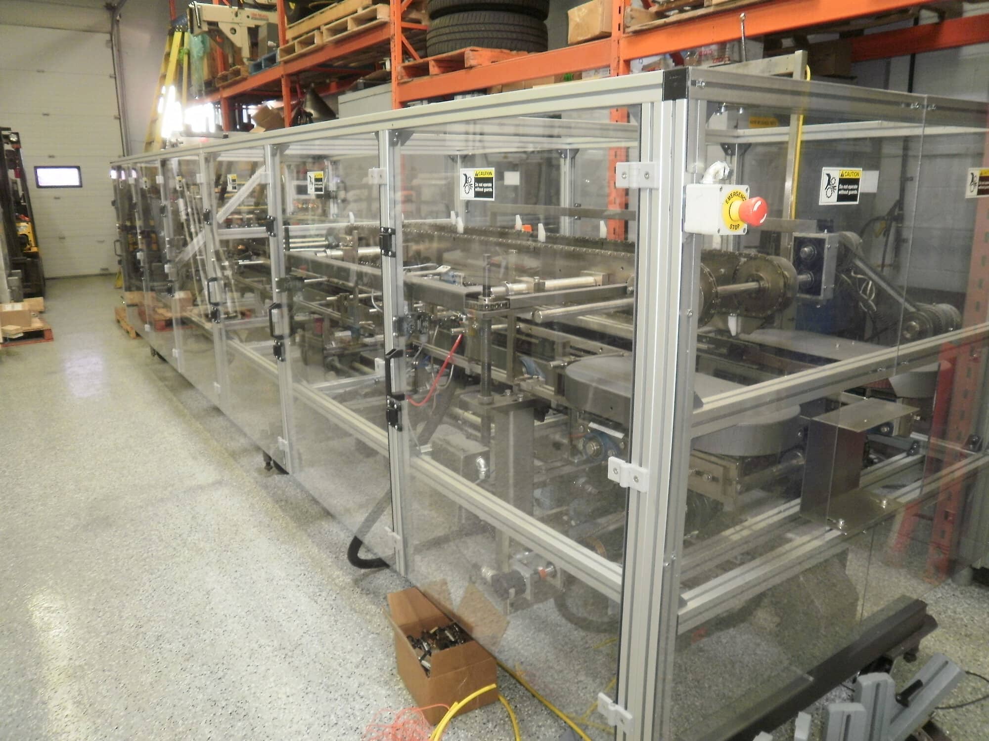 Langen B1-MG Semi-Automatic Pizza Cartoner, 2023 - Rebuilt controls, Nordson Vista 3400 Glue System with Guns - Image 4