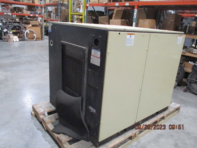 40 HP Ingersoll Rand SSR UP6-40-125 Air Compressor - Image 4