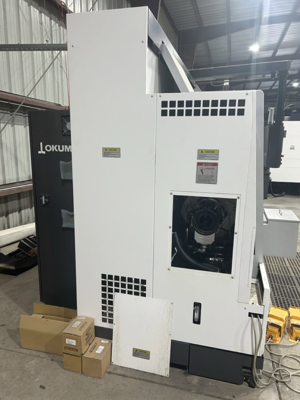 Okuma LB-3000EXIIMYW CNC Lathe, 2022 - Sub Spindle, 5 Axis, Y Axis, Live Tooling, Tool Presetter, Parts Catcher - Image 4