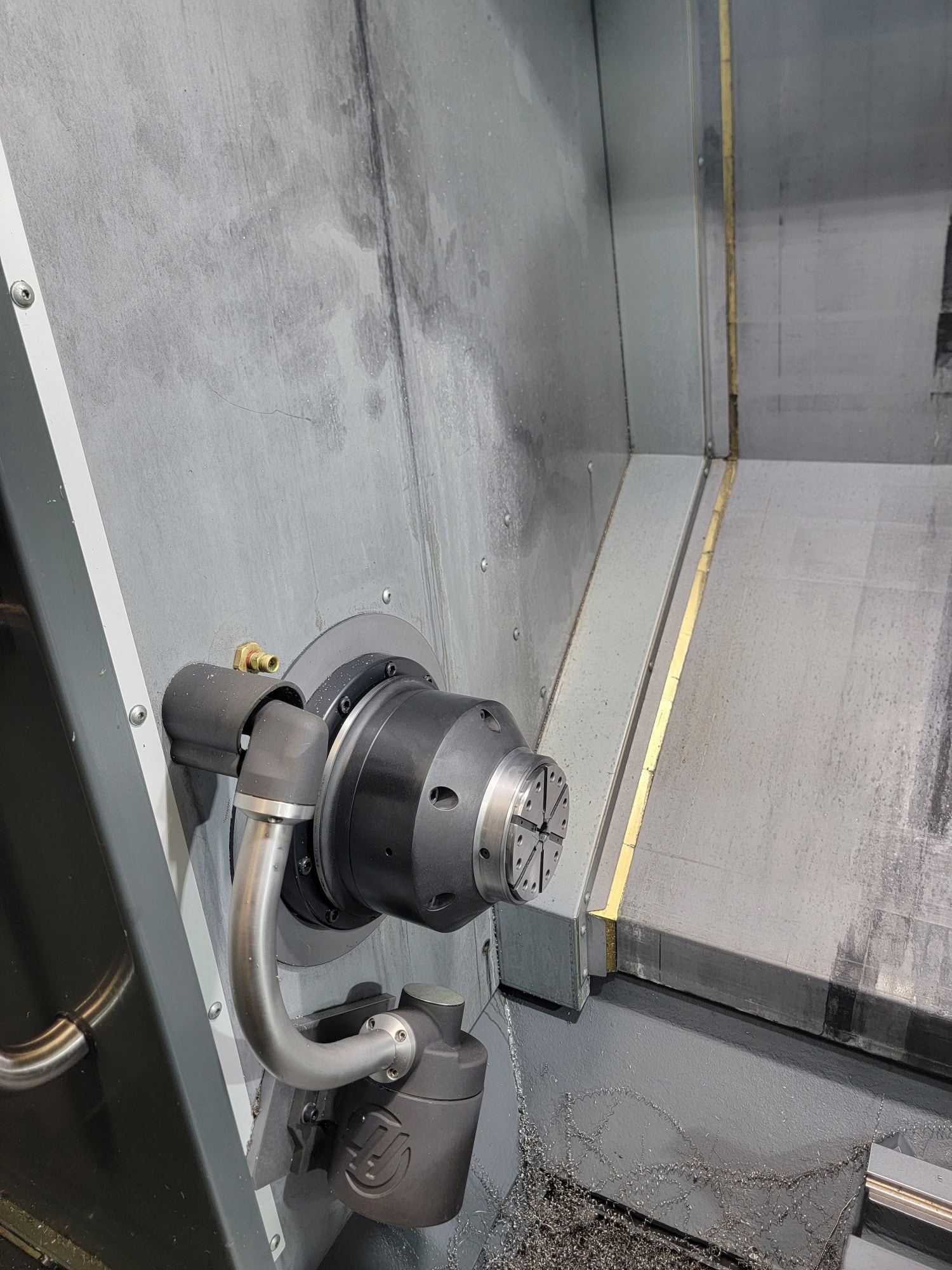 Haas DS-30Y CNC Lathe, 2023 - Fully Equipped, Bar Feeder, Low Hours, Tailstock - Image 5