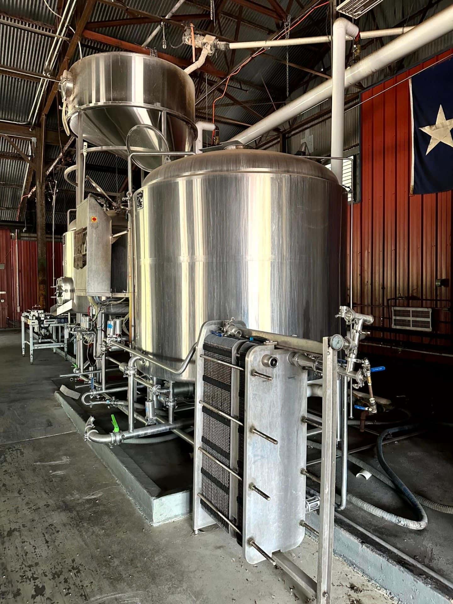 Alpha Brewing Operations 30 Barrel 2 Vessel Brew System, Grist Case and Oversized Heat Exchanger, 2015 - Image 3
