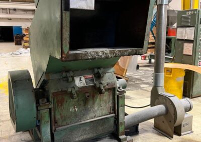 60 hp grinder with 5 hp sterling blower and storage silo