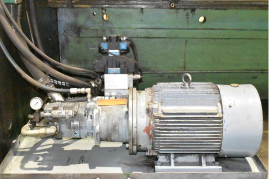 Beyeler 600T 600-Ton Hydraulic Press Brake, 1975 - 26' Bend Length - Image 4