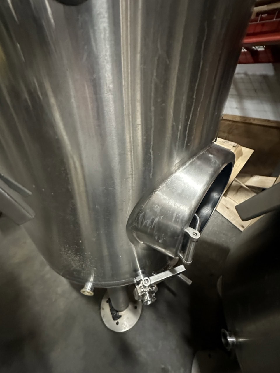 (4) 7 BBL Single Wall Brite Tanks - Image 8