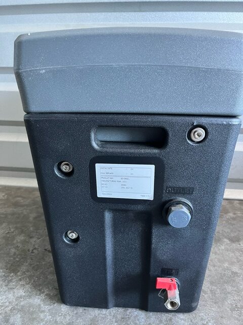 20 HP Atlas Copco G15L FF Air Compressor w/ integrated dryer, 2021 - NEVER USED - Image 8