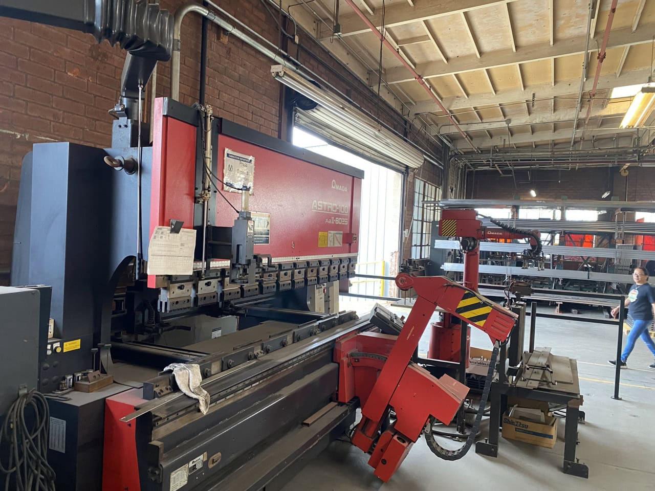80 Ton x 8' Amada Astro FBD-8025 Robotic Hydraulic Press Brake, 1998