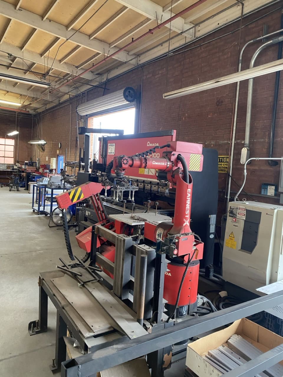 80 Ton x 8' Amada Astro FBD-8025 Robotic Hydraulic Press Brake, 1998 - Image 4