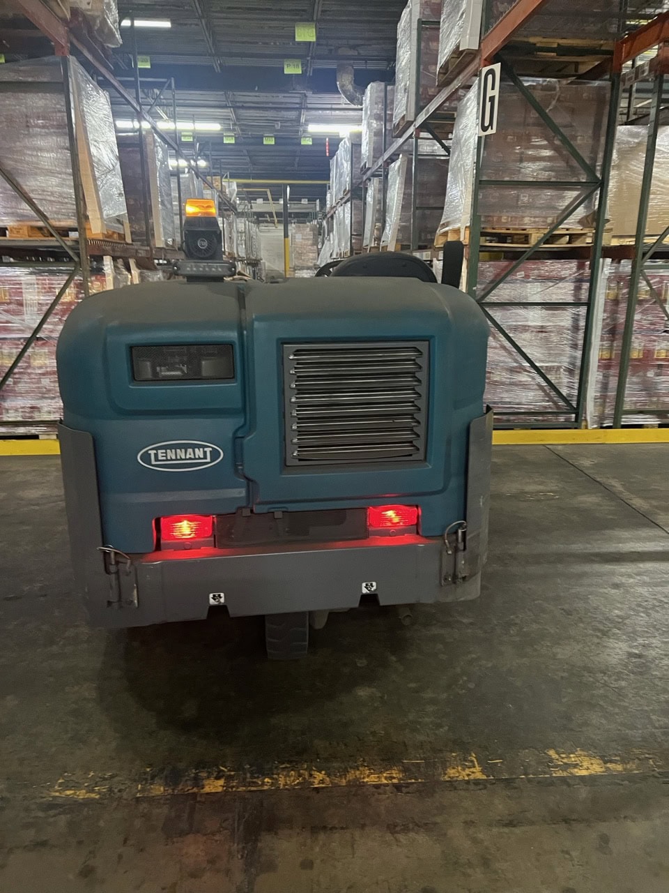 Tennant S30 Ride-On Scrubber & Sweeper - Image 4