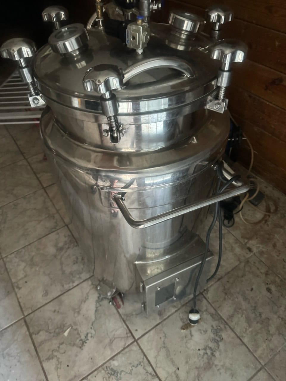 Gel Cap Forming Line - Gel Cap Former & Dryer, Botanical Extractor, Rotary Evaporator, Gel Cap Polisher, Gel Cap Former, Gelatin Melting Tank, Tablet Counter - Image 8