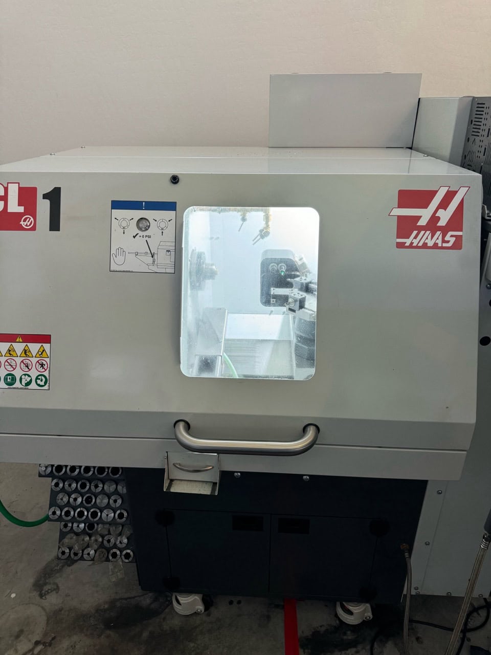 Haas CL-1 CNC Lathe, 2022 - Low Hours, Live Tooling With C-axis, Bar Feeder, Parts Catcher - Image 3