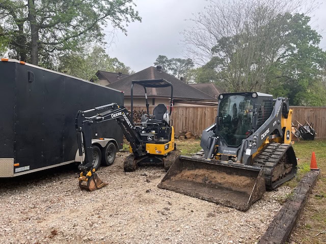 John Deere 17G Excavator, 2021 - 320 Hours, Breaking Hammer & 12 Bucket