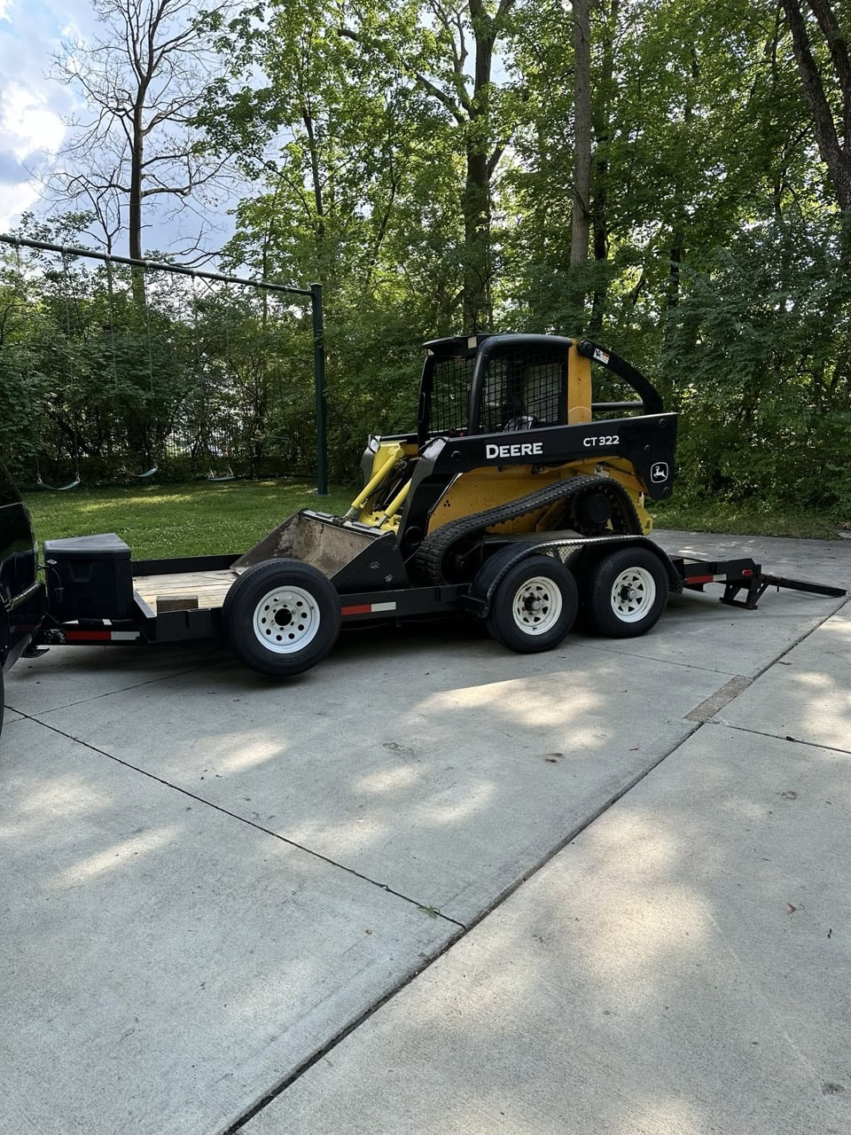 John Deere CT 322 Skid Steer, 2007 - ~2,800 Hours - Includes: Trailer, Grapple, Bucket, Forks And Extensions, And Tarps