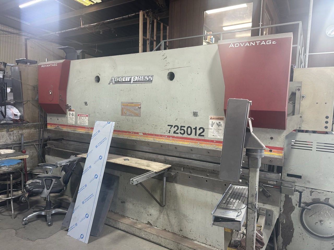 250 Ton x 12' Accurpress 725012 CNC Press Brake, 2008