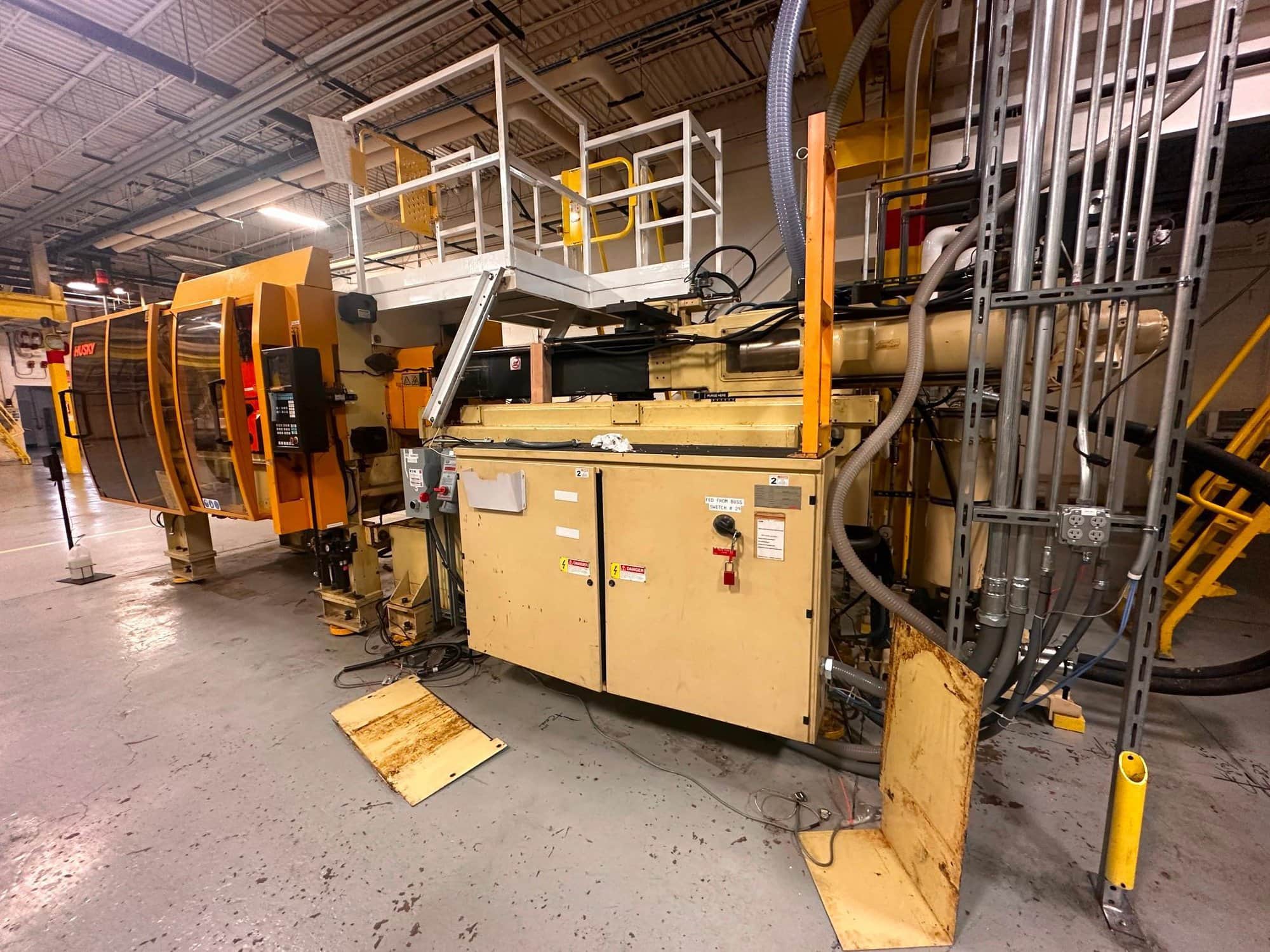 300 Ton 59 Oz Shot Husky RS70/60 Injection Molder, 1998 - Image 2