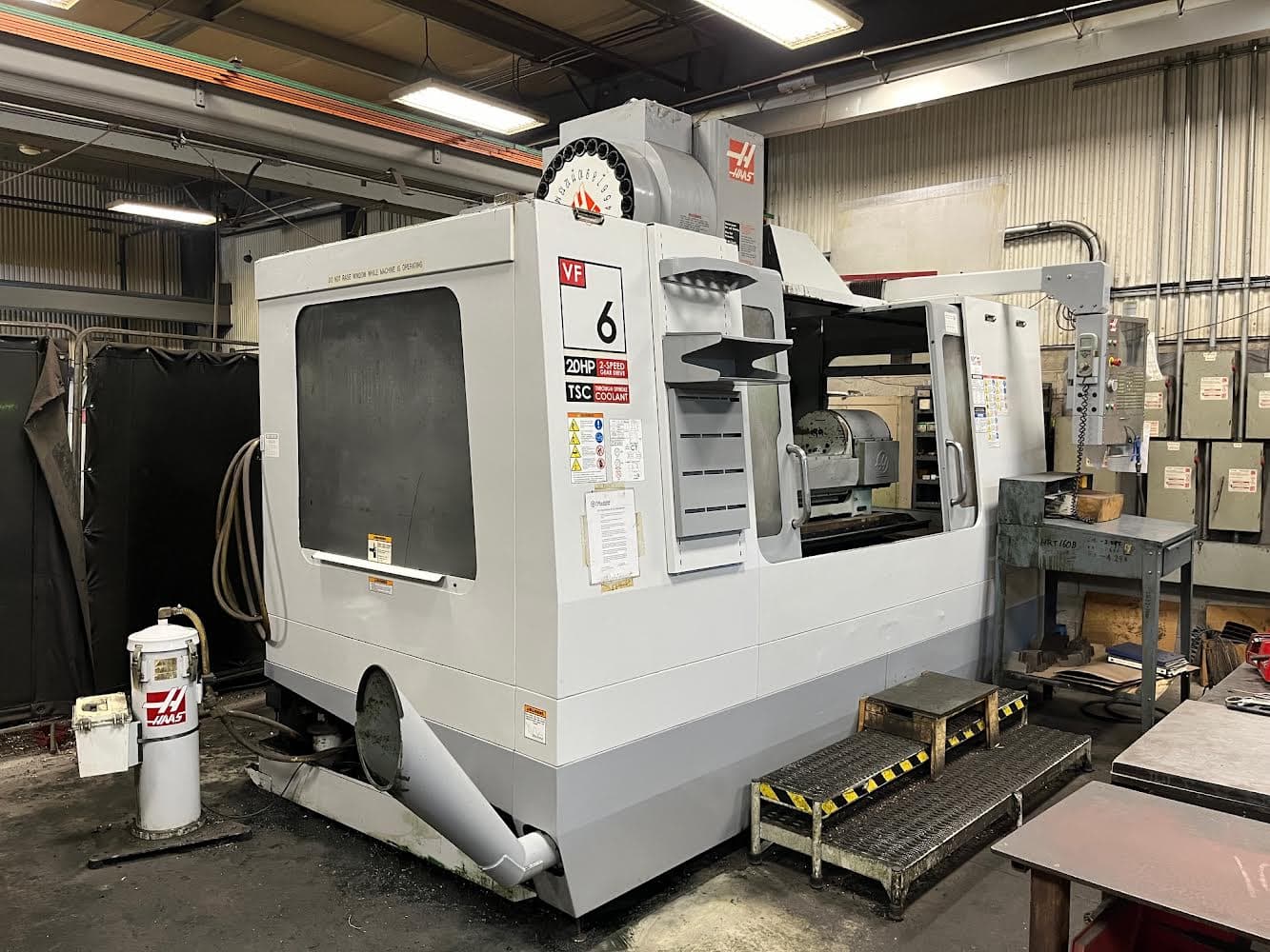 Haas VF-6B/40 CNC VMC, 2006 - TR310 Dual-Axis Trunnion Rotary Table - Image 2