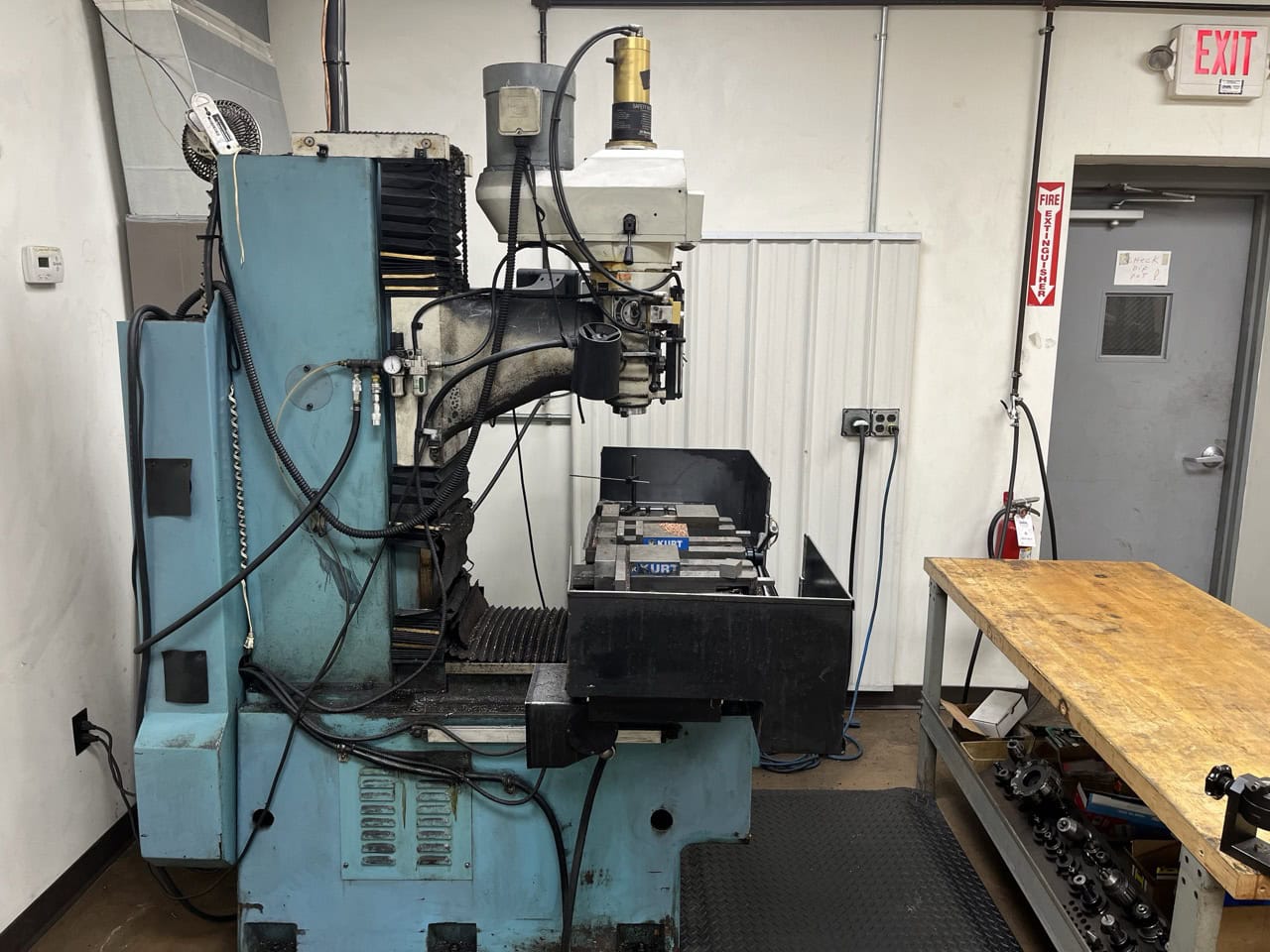 Southwestern Industries TRAK DPM, 1999 - Ready to Ship, comes with tooling! - Image 2