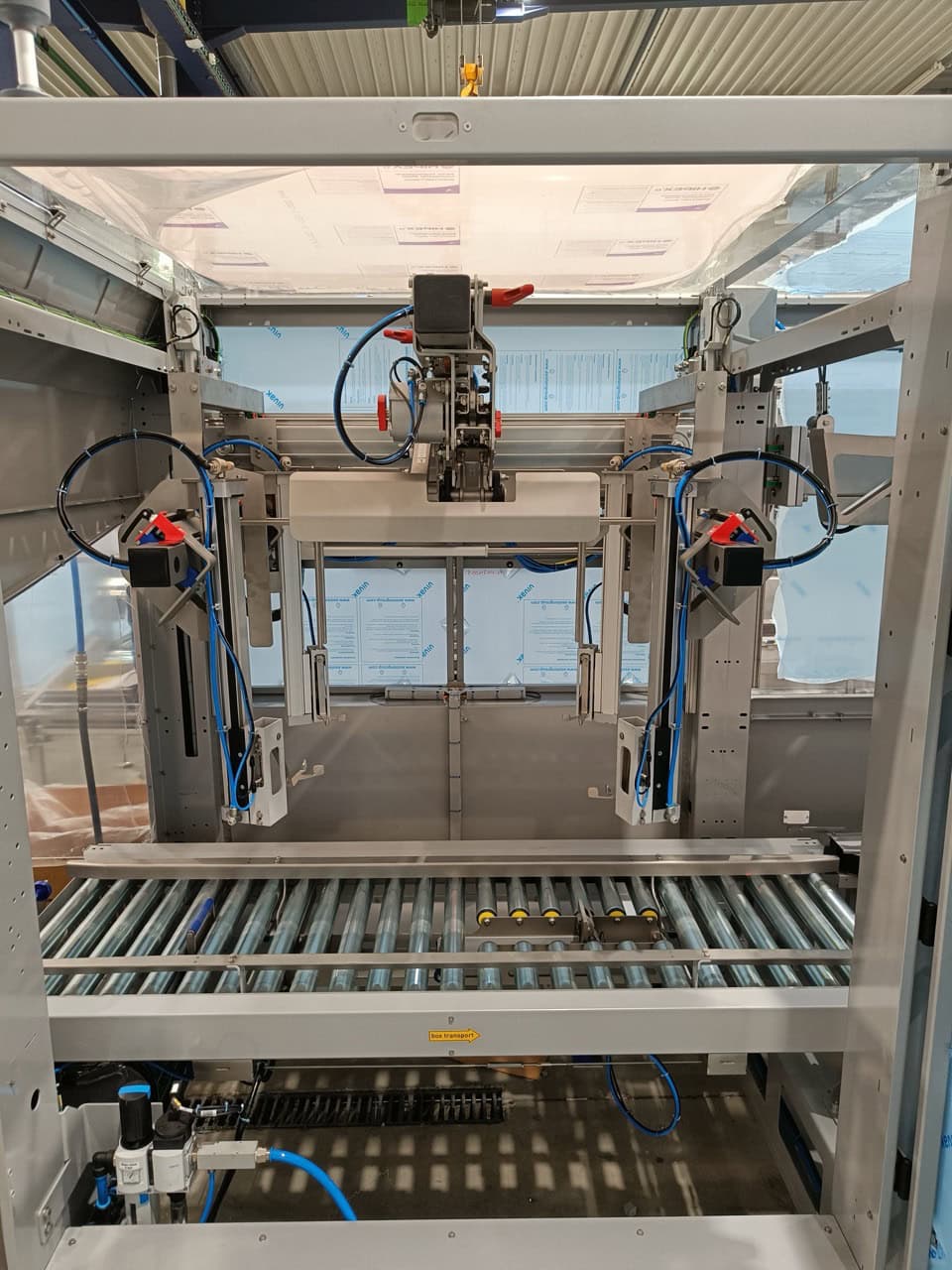 Pattyn Automated Bag in Box Packaging Line, 2022 - Case Erector, Bag Inserter, Bag Closer, Case Closer, Robotic Palletizer, Conveyors - NEVER USED - Image 8