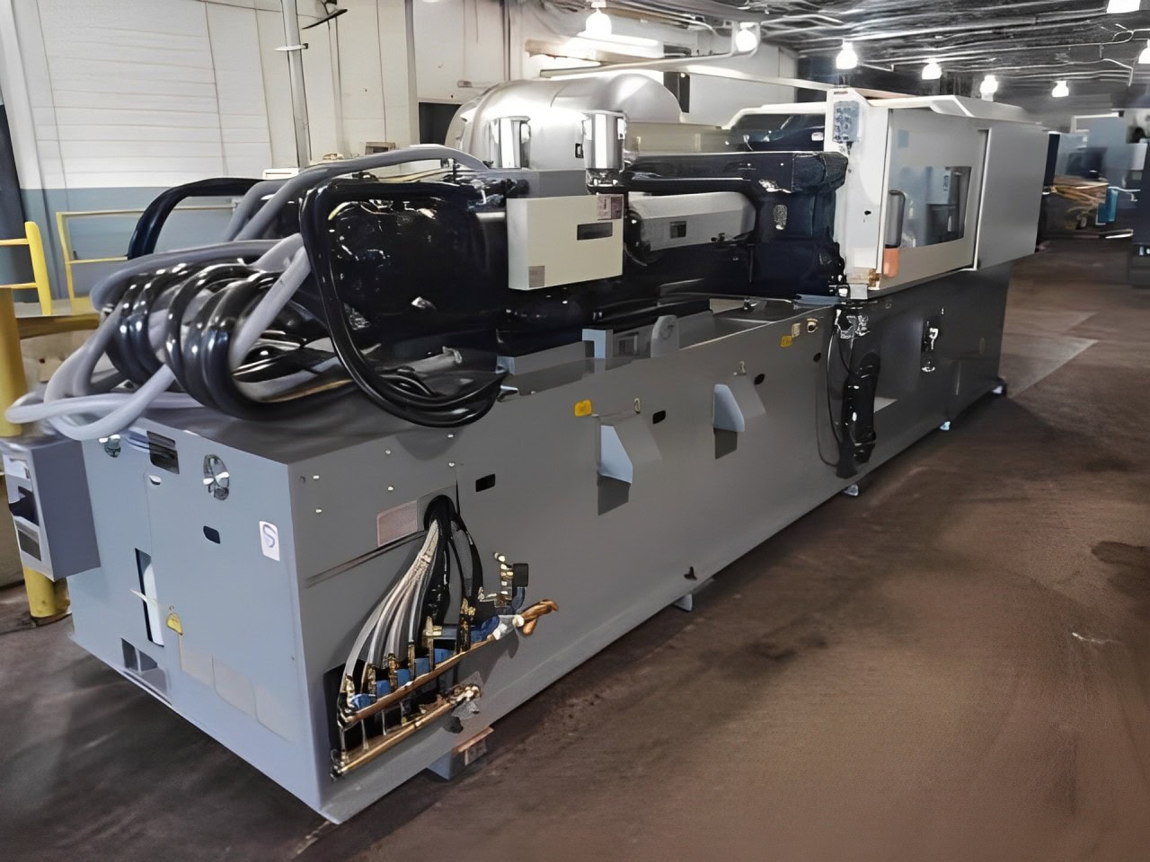 224 Ton 5.5 Oz Shot Size Nissei DCX200III-25A Injection Molding Machine, 2023 - Dryer, Temp Controller, Granulator - Image 13