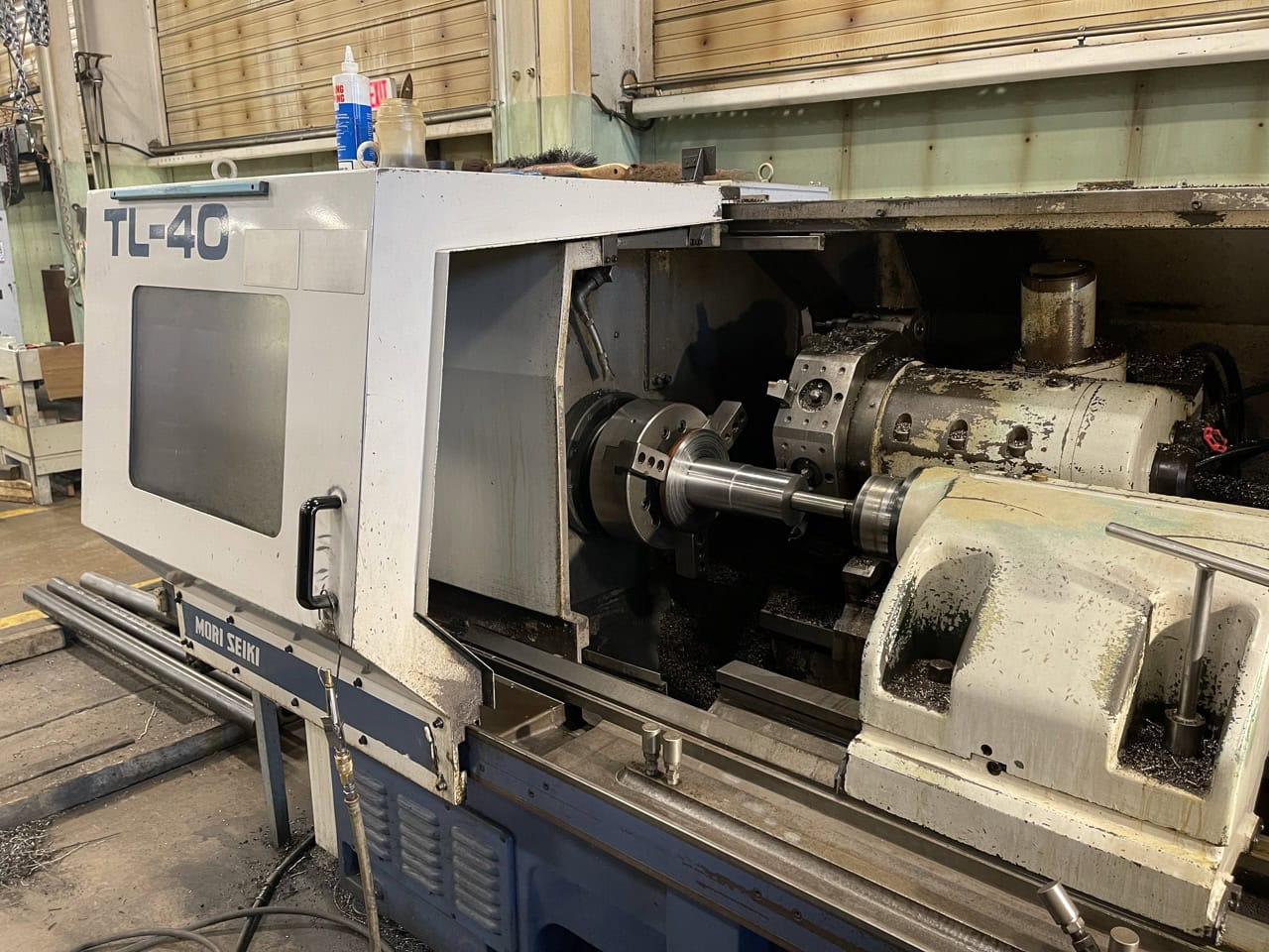 Mori Seiki TL-40B CNC Lathe, 1998 - Tailstock, Chip Conveyor - Image 3