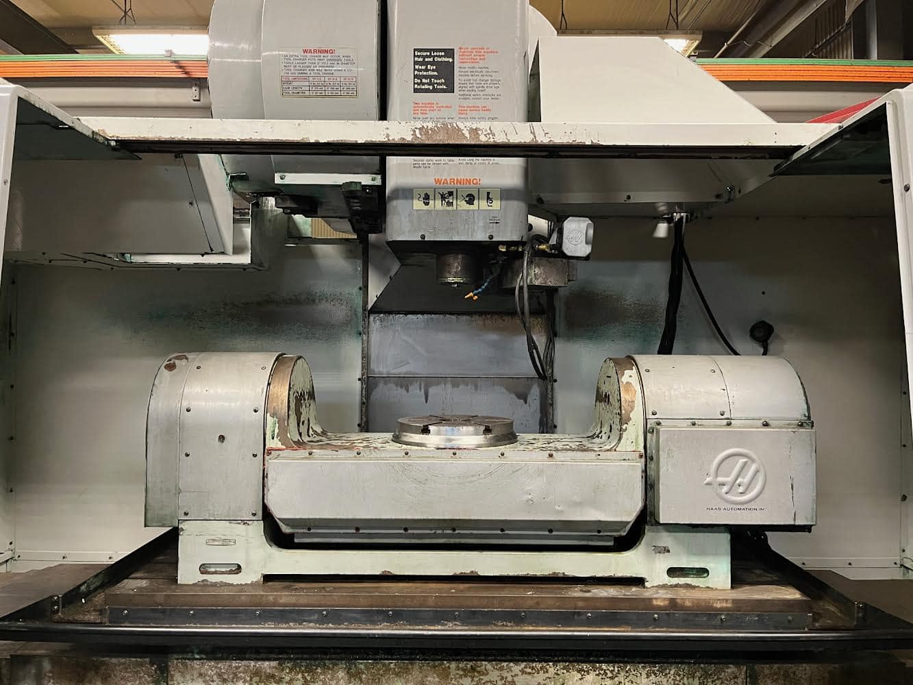 Haas VF-6B/40 CNC VMC, 2006 - TR310 Dual-Axis Trunnion Rotary Table - Image 4