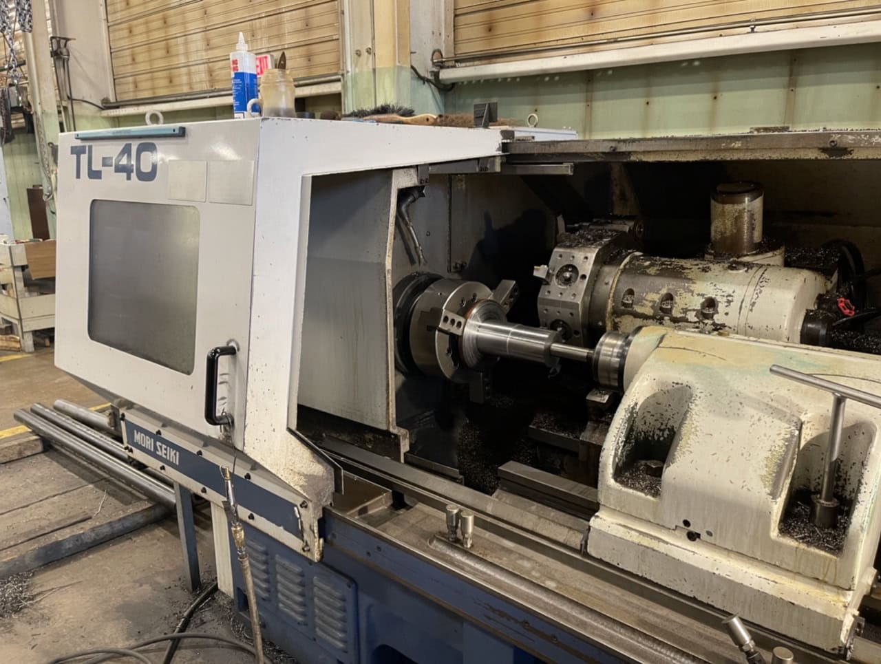 Mori Seiki TL-40B CNC Lathe, 1998 - Tailstock, Chip Conveyor - Image 4