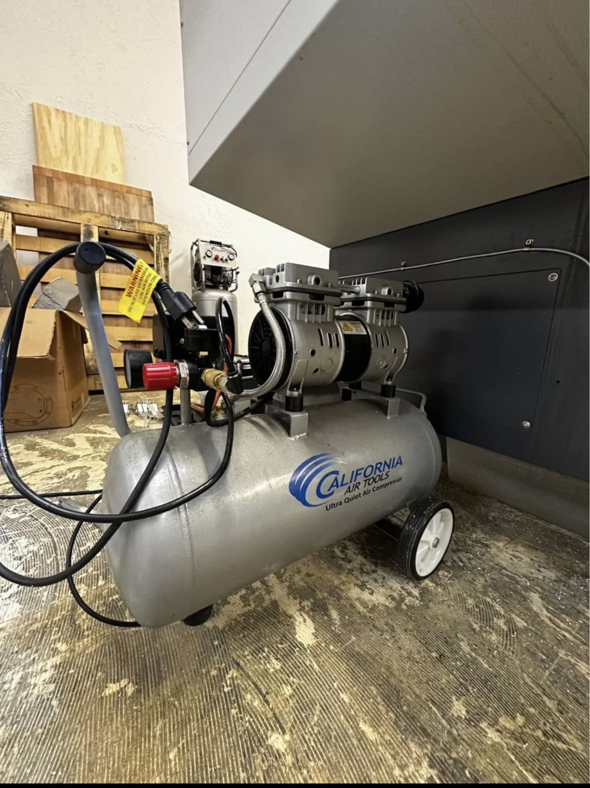 Tormach 770M CNC Mill, 2022 - Low Hours, 10 Pocket ATC, Path Pilot Computer, Lift Kit, Saunders Fixture Plate, 2.5" Fly Cutter, Haimer 3D Edge Finisher, Coolant Tank & Pump, Tons of Tooling - Image 6