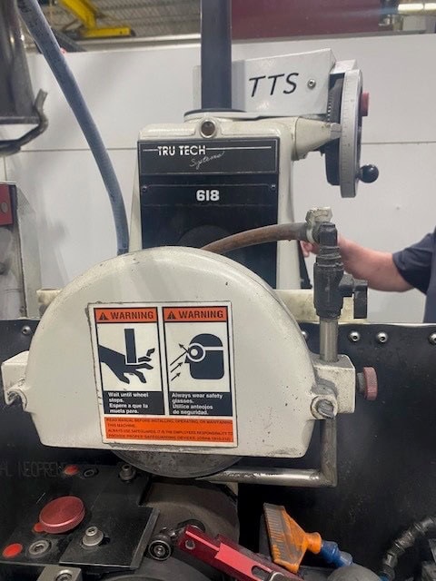 Tru-tech TT-8500 CNC Centerless Profile Grinder, 2005 - Image 7