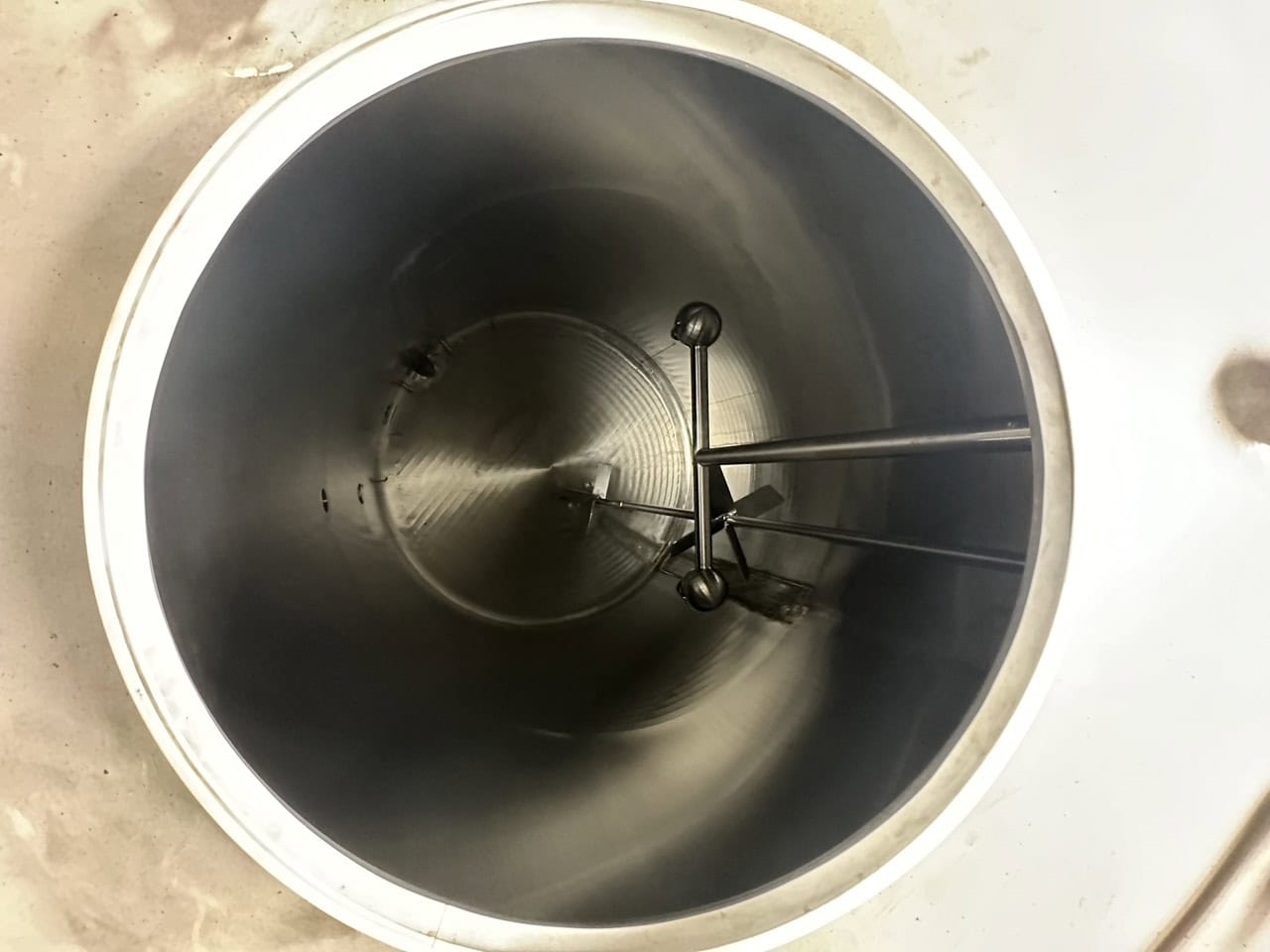 Cherry Burrell 2000 Gallon Stainless Steel Tank w/Propeller Agitation - Image 6