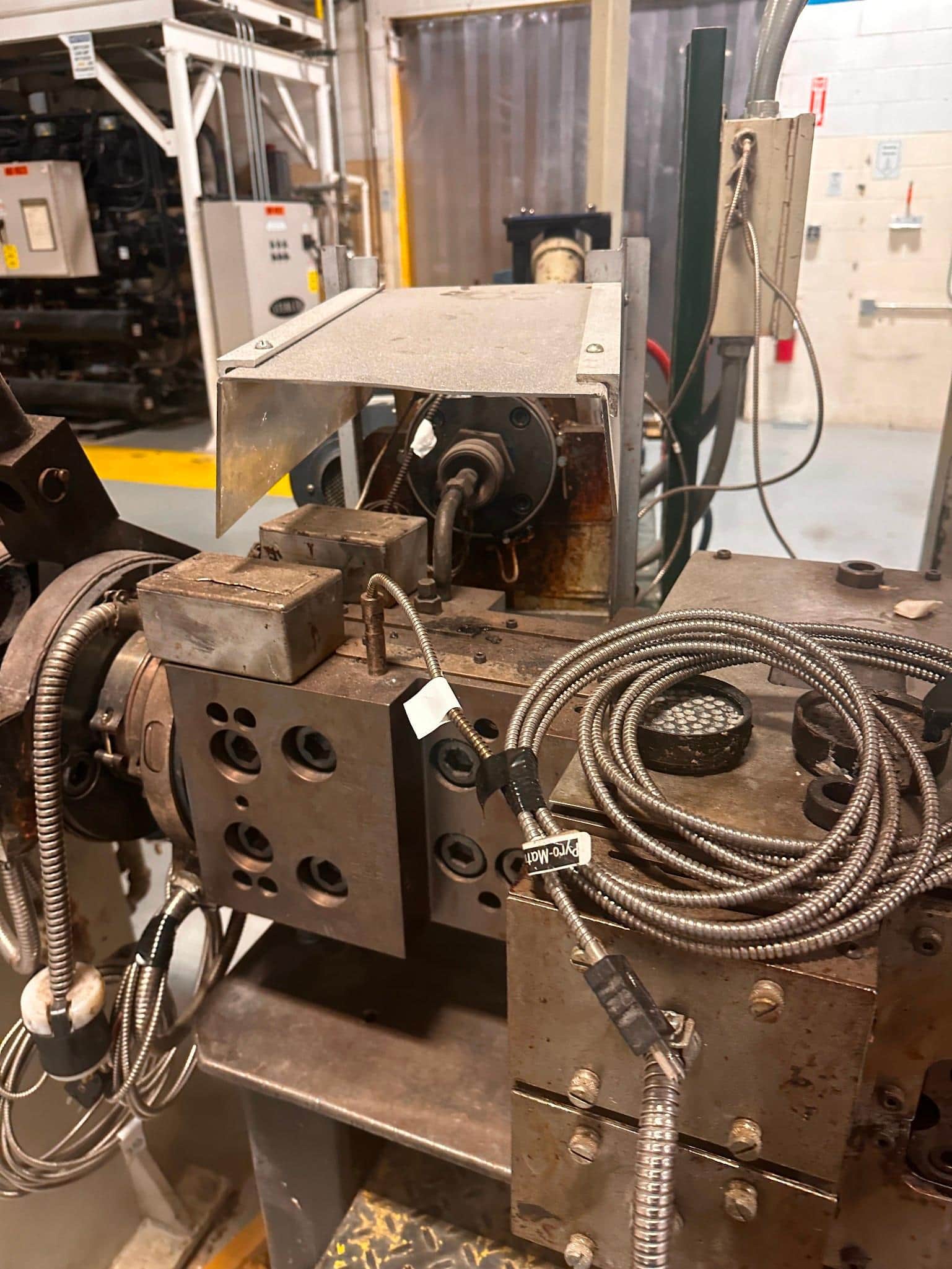 Entwistle Thermoflite 15 " Co-Extrusion Sheet Line - Image 14