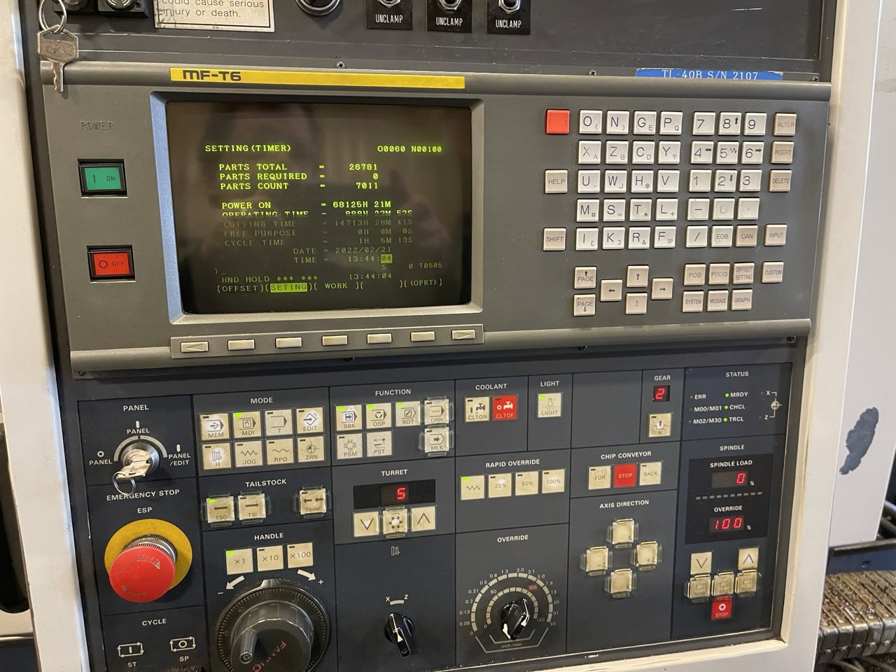 Mori Seiki TL-40B CNC Lathe, 1998 - Tailstock, Chip Conveyor - Image 8