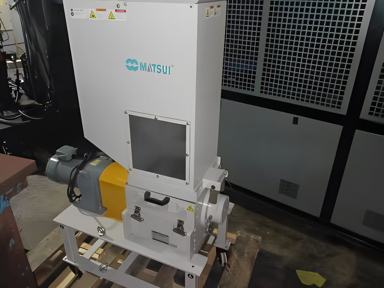 224 Ton 5.5 Oz Shot Size Nissei DCX200III-25A Injection Molding Machine, 2023 - Dryer, Temp Controller, Granulator - Image 19