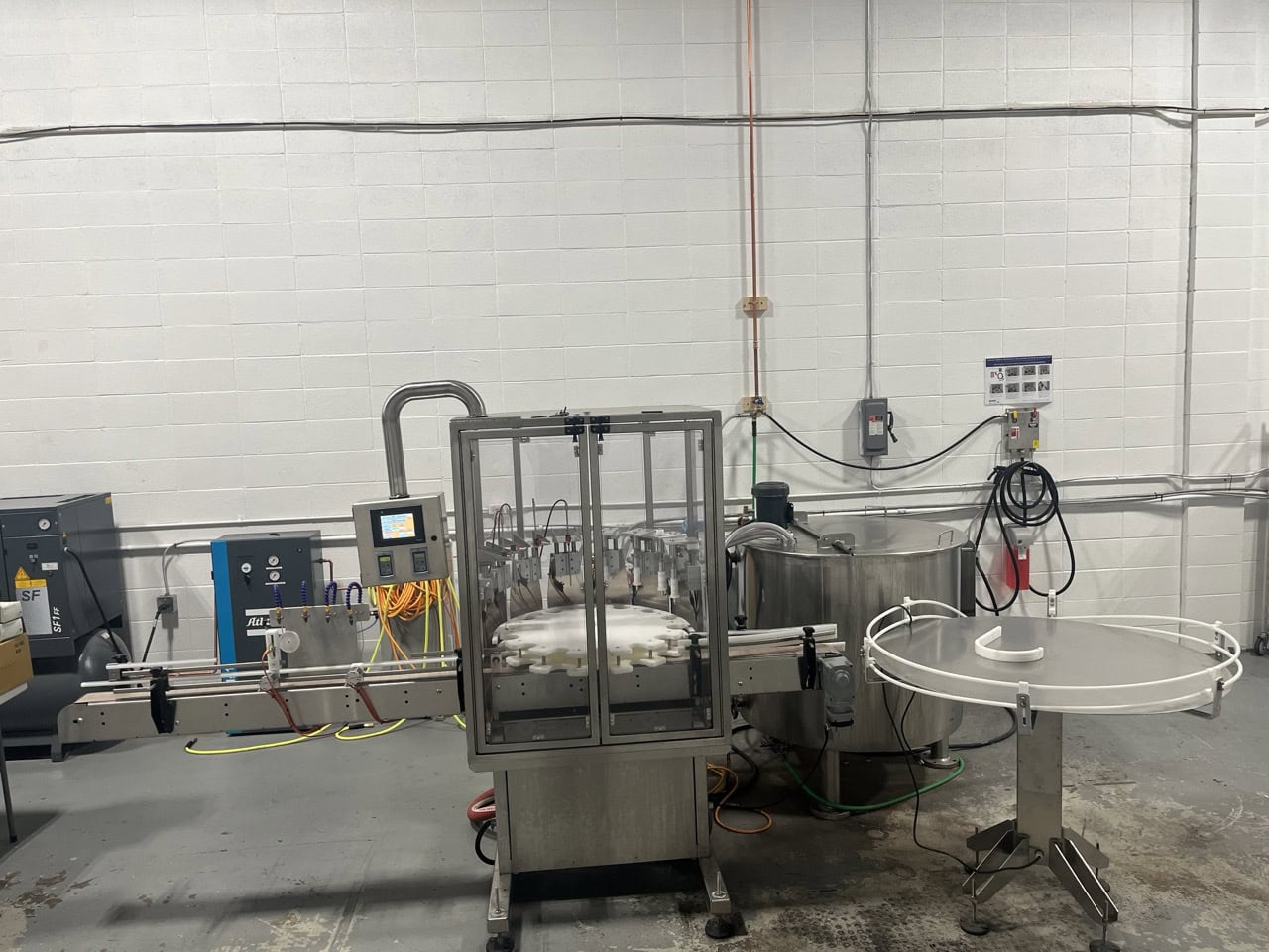 Diamond Process Equipment Filler with Nitrogen Purge and Batch Pasteurizing Mixing Tank and Accumulation, 2021 - Image 5