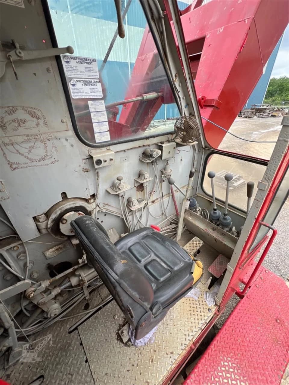 100 Foot Manitowoc 3900 Vicon Crane - 2,292 Hours - Image 7