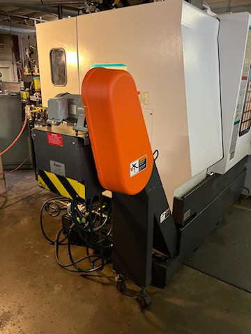 Mazak Nexus 410A VMC, 2006 - 4th Axis Rotary, Through Spindle Coolant, Tooling, Chip Auger, Tool Probe, Low Hours - Image 5