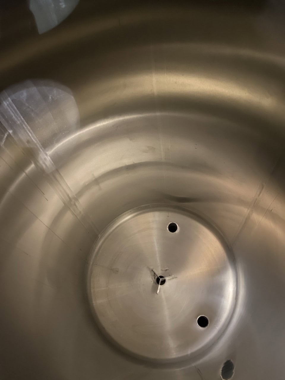 800 Gallon Stainless Steel CIP Tank Skid- Straight Side Height 88" Diameter 52" - Image 9
