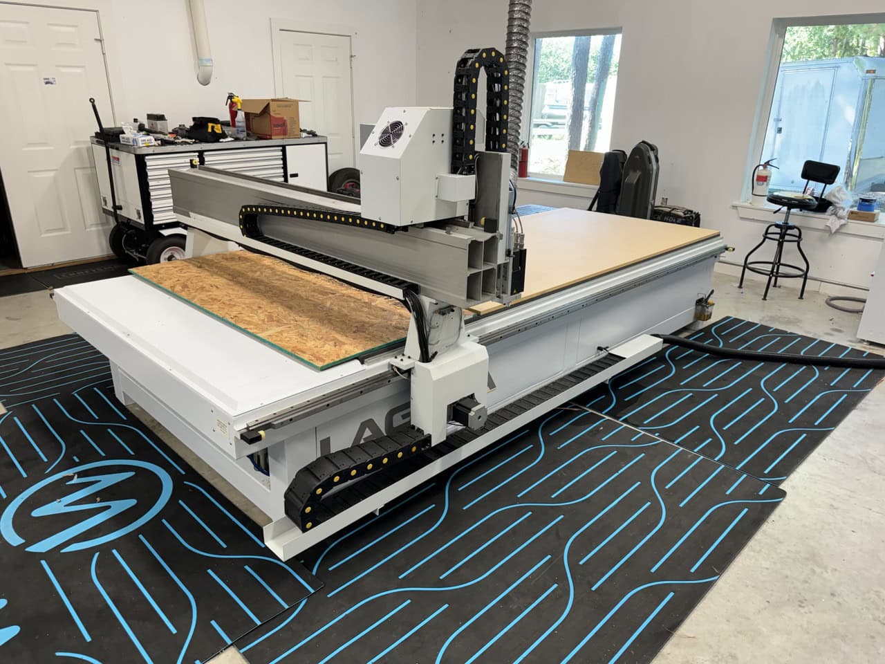 5'x10' Laguna Swift MT CNC Router, 2021 - Tangential Knife System, 6 HP Spindle, Laguna Vision System, Dust Collector, Becker Vacuum Pumps, Delta VFD Inverters, Tooling Kits, Low Hours