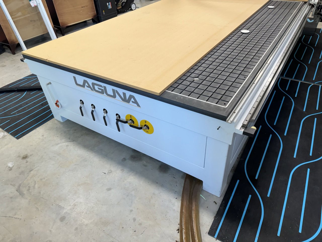5'x10' Laguna Swift MT CNC Router, 2021 - Tangential Knife System, 6 HP Spindle, Laguna Vision System, Dust Collector, Becker Vacuum Pumps, Delta VFD Inverters, Tooling Kits, Low Hours - Image 3