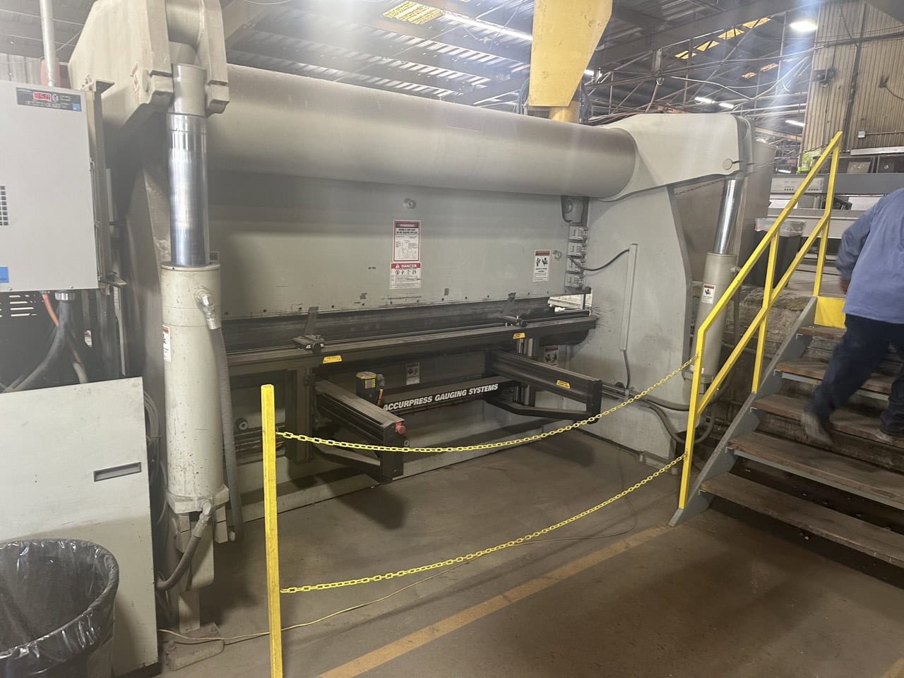 250 Ton x 12' Accurpress 725012 CNC Press Brake, 2008 - Image 7