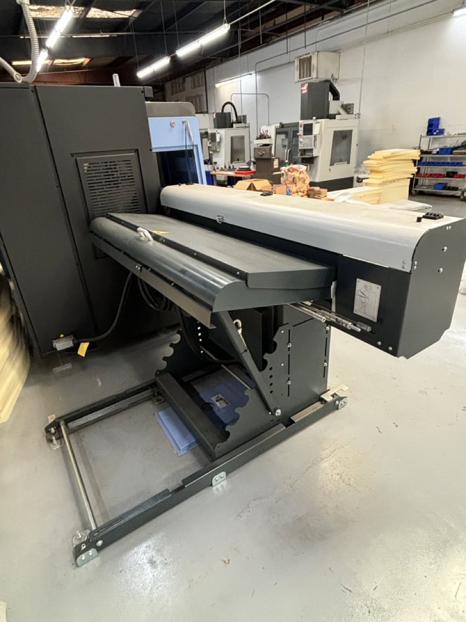 Doosan Lynx 2100 LSYA CNC Lathe, 2021 -LNS Barfeed, Y-axis, C-Axis Sub-Spindle - Image 5