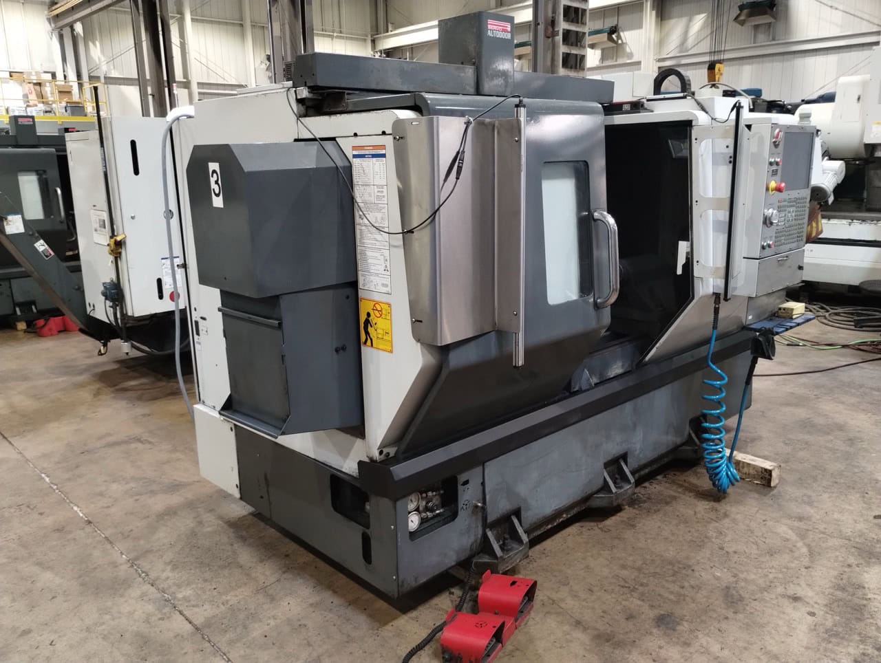Haas ST-20 CNC Lathe, 2014 - Chip Conveyor, 8" Chuck, Light Curtains, Tailstock - Image 2