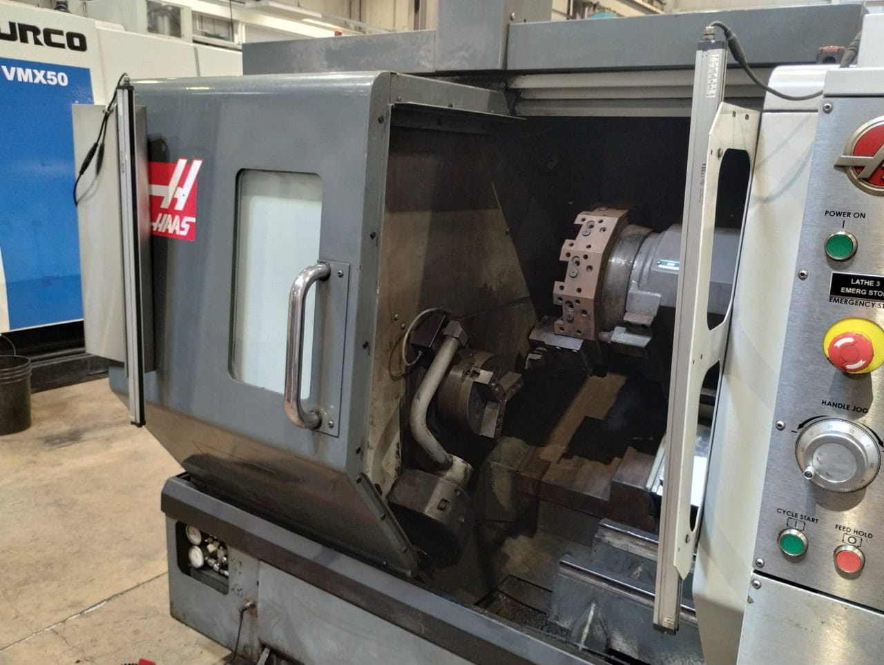 Haas ST-20 CNC Lathe, 2014 - Chip Conveyor, 8" Chuck, Light Curtains, Tailstock - Image 13